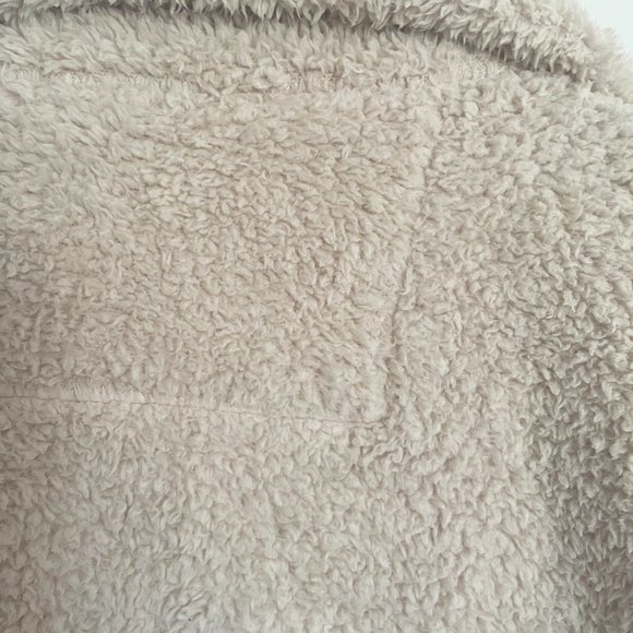 Girlfriend Collective Cream Full-Zip Fleece - Picture 7 of 8